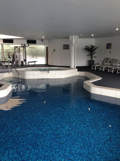 Sport & Beauty 3, Lakes Hotel, Adelaide