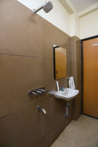 Bathroom 3, Treebo Ashoka Palace Ujjain, Ujjain
