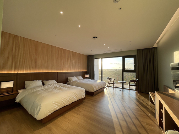 Bedroom 1, Sollago Resort, Taean