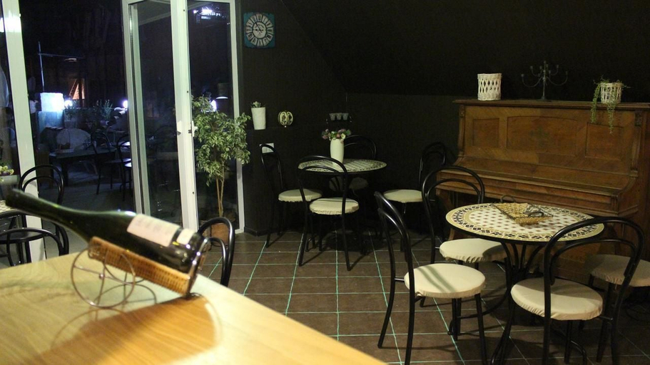 Food & Drinks 4, Terrace Garden, Tbilisi