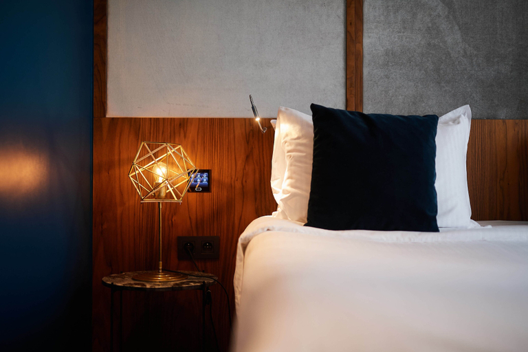 Bedroom 5, Harmon House, Bruxelles