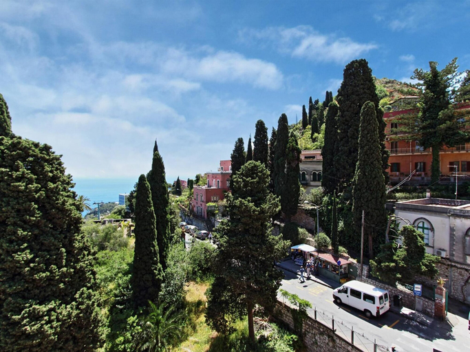 Exterior & Views 2, Hotel Innpiero Taormina, Messina