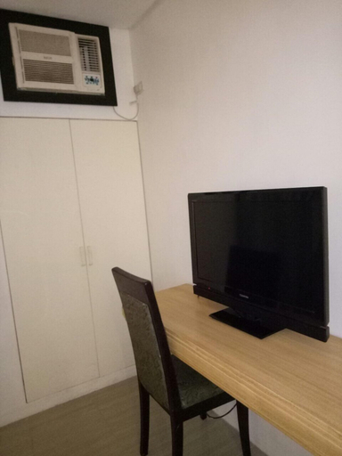 Others 4, Dragonlink Suites, Makati City