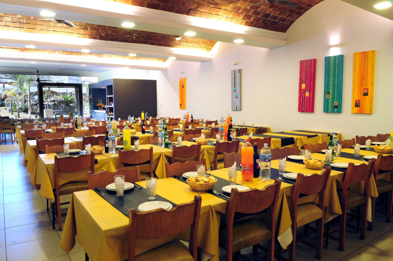 Food & Drinks 5, Hotel Presidente, Santa María