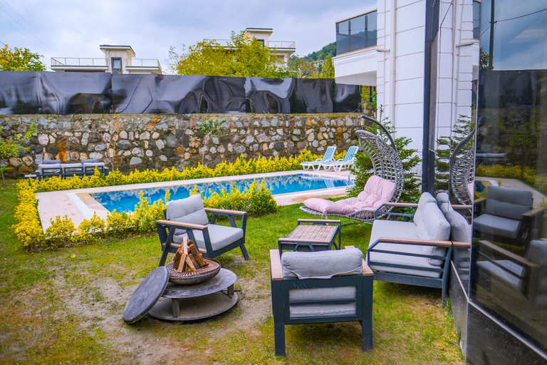 Living area 2, Calm In Sapanca, Izmit