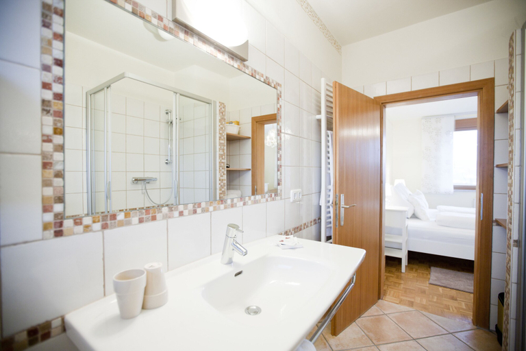 Bathroom 4, WURZENBERG Hotel Lodges Südsteiermark, Leibnitz