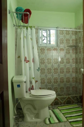 Bathroom 3, Stoney Gate Cottages