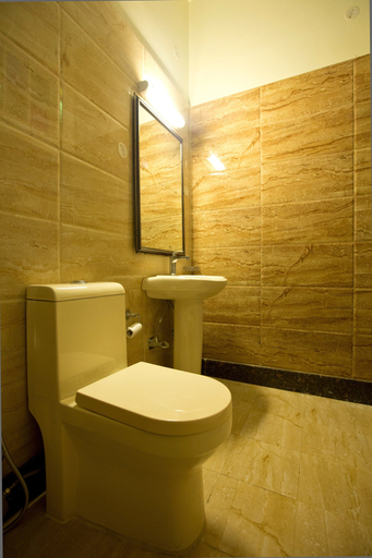 Bathroom 4, Hotel Kalyan, Jaipur
