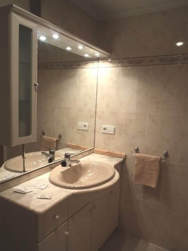 Bathroom, Oceanografic & Spa Apartments, Valencia