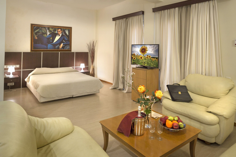 Bedroom 2, Blue Sea Hotel, Attica