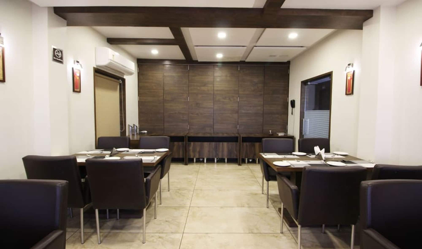 Food & Drinks 5, Hotel Aaram Orchard, Ahmadabad