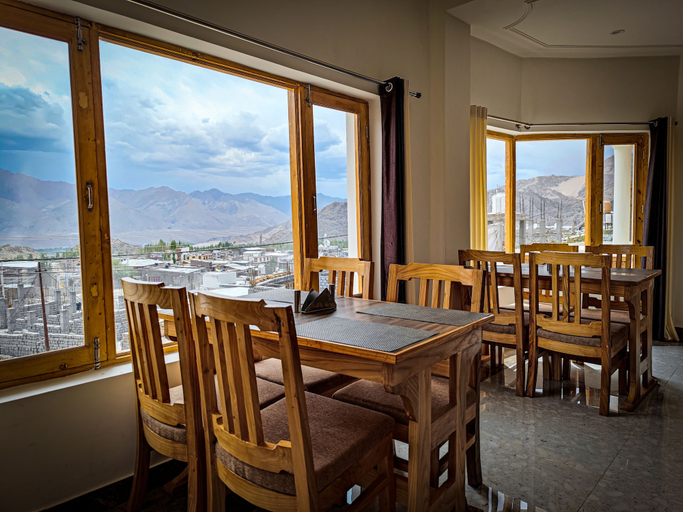 Others 4, Hotel Hill Top Heaven, Leh