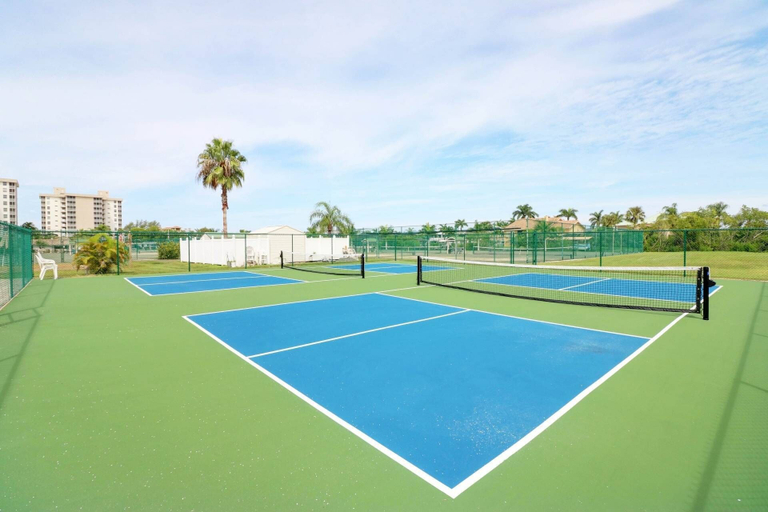 Sport & Beauty 5, Beach & Tennis 1604, Lee
