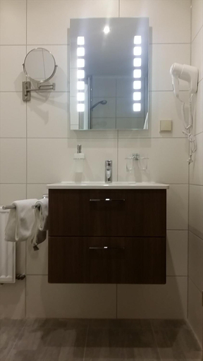 Bathroom 5, Hotel Restaurant Rheinkrone Koblenz, Koblenz