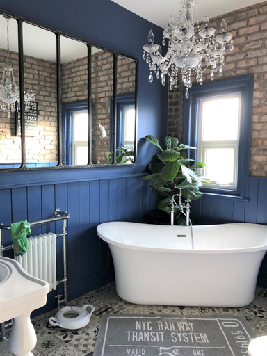 Bathroom, Lyndhurst, Knowsley
