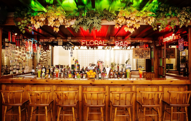 Food & Drinks 5, Floral Hotel, Crete