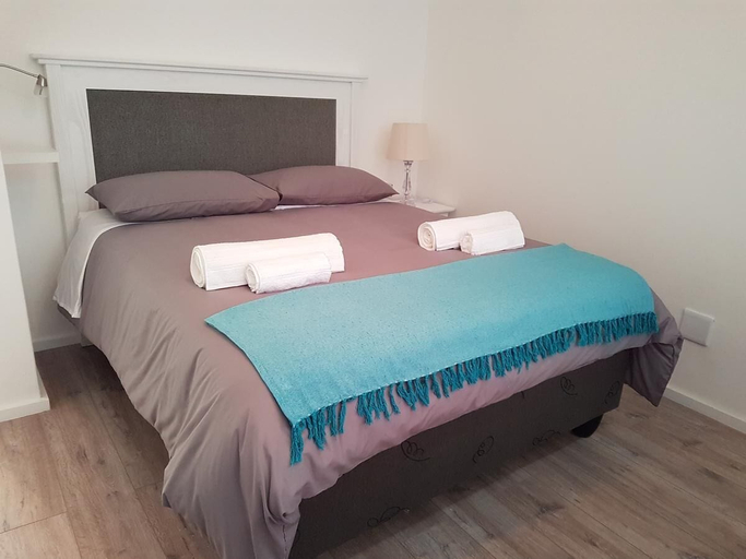 Bedroom 3, The Mountains, City of Cape Town