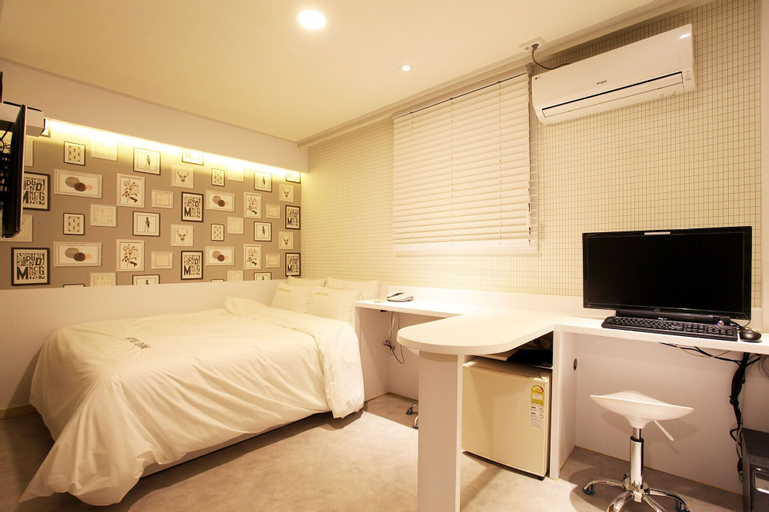 Shine Hotel, Gangbuk