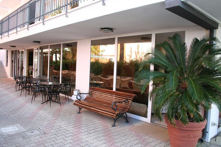 Others 5, Hotel Montecarlo, Ravenna