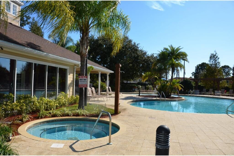 Sport & Beauty 5, Lucaya 3 Bedroom 2 Bath Townhome With Zero Entry Resort Pool, Osceola