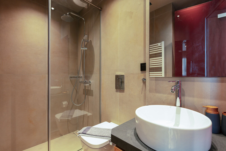 Bathroom 5, Souda Plaza Collection, Crete