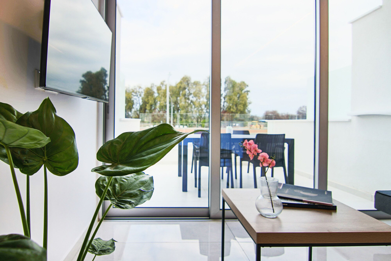 Others 5, Phaedrus Living: Seaside Luxury Flat Harbour 105