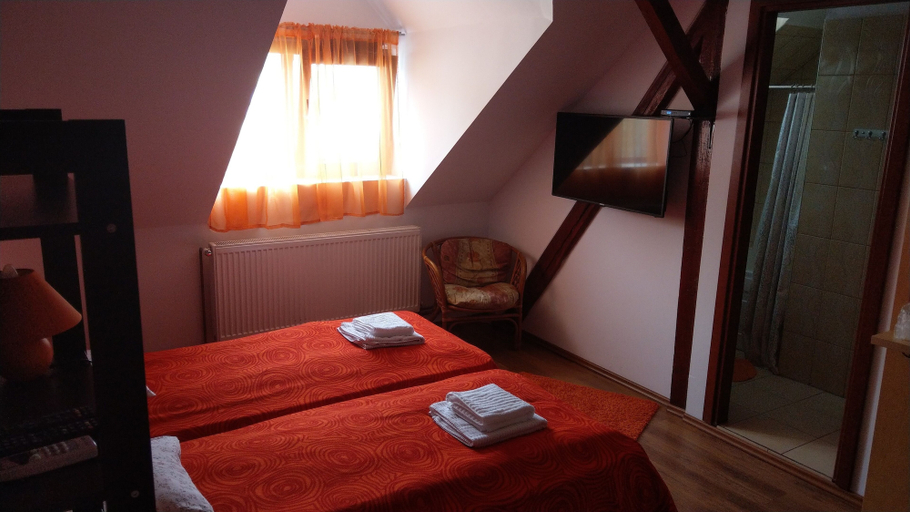 Bedroom 2, Conacul Bunicilor, Baia De Fier