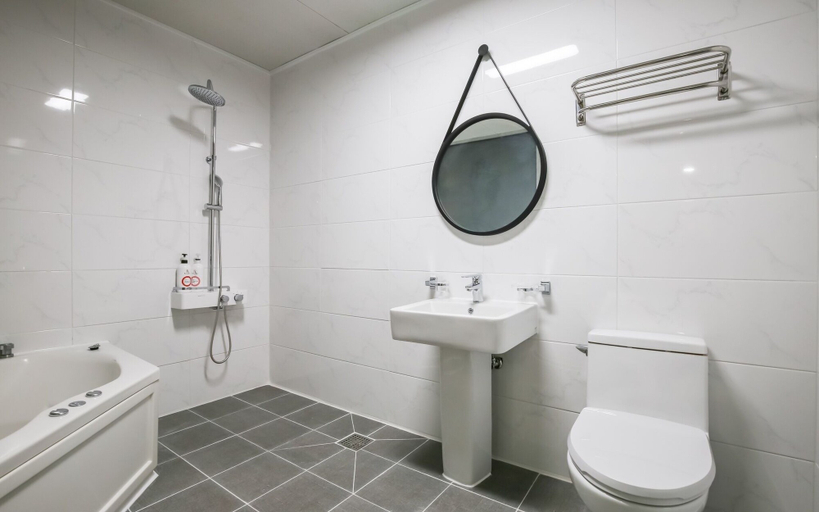 Bathroom 3, Cheonan DRAPA Hotel, Cheonan