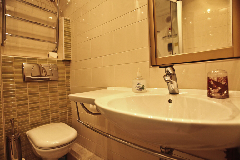 Bathroom 3, Kvart Apartments Arbat, Central