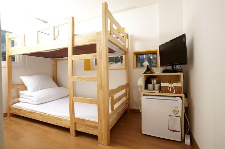 Bedroom 2, 24guesthouse Seoul Station, Yongsan