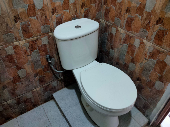 Bathroom 5, Hotel Nakula Sadewa 2 Bandungan, Semarang