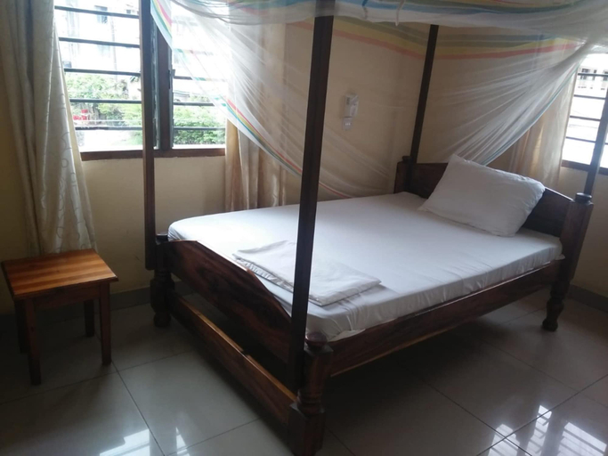 Bedroom 3, Cingaki Hotel, Jomvu
