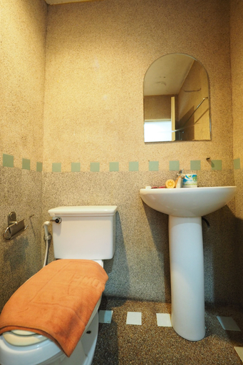 Bathroom, Andaman Legacy Guest House, Mueang Krabi