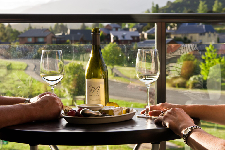 Food & Drinks, The St James, Hurunui