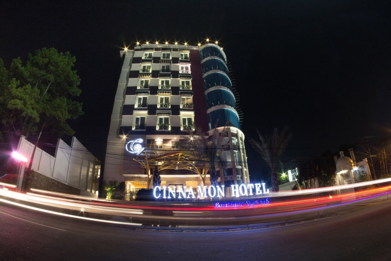 Exterior & Views 2, Cinnamon Hotel Boutique Syariah, Bandung