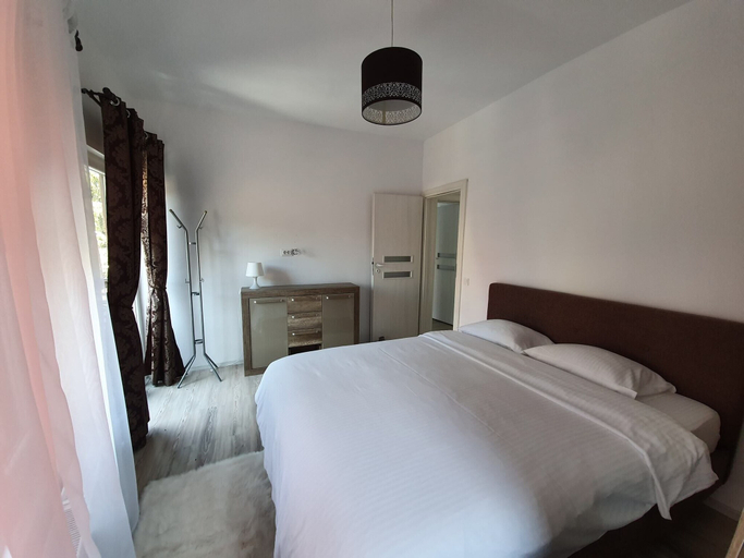 Bedroom 2, Fox Valley Villa, Predeal