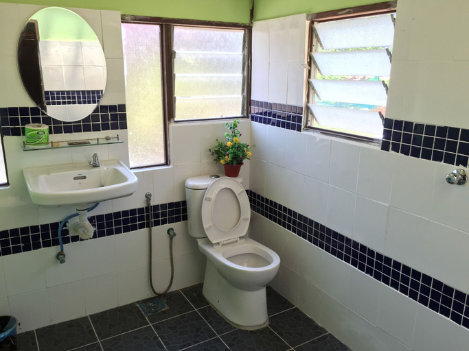 Bathroom 4, Green Village Langkawi Resort, Langkawi