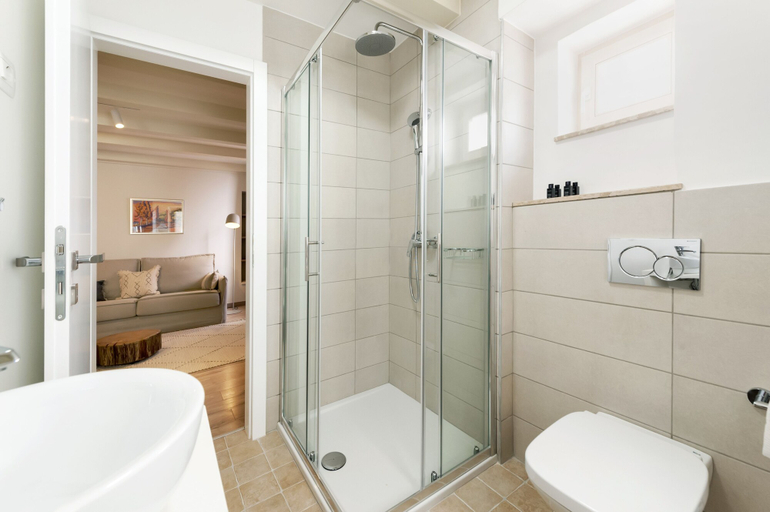 Bathroom 4, Yellow House Rovinj, Rovinj