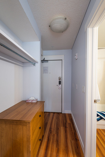 Bedroom 2, WindTower - Luxurious 2 Bedroom Condo, Division No. 15