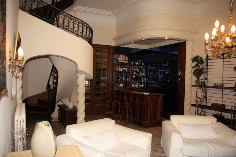 Bedroom 4, Château la Moune, Gironde