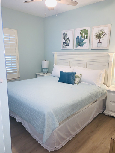 Bedroom 3, Phoenix V 202, Baldwin