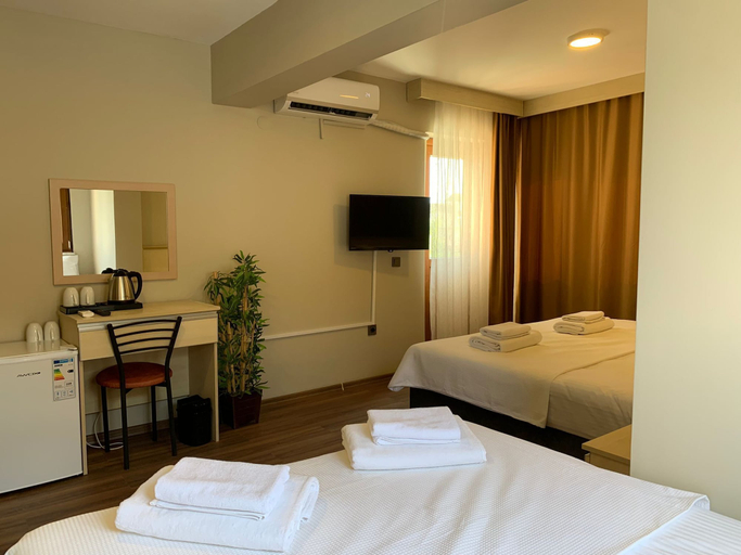 Bedroom 5, Akcay Zeytin Otel, Edremit