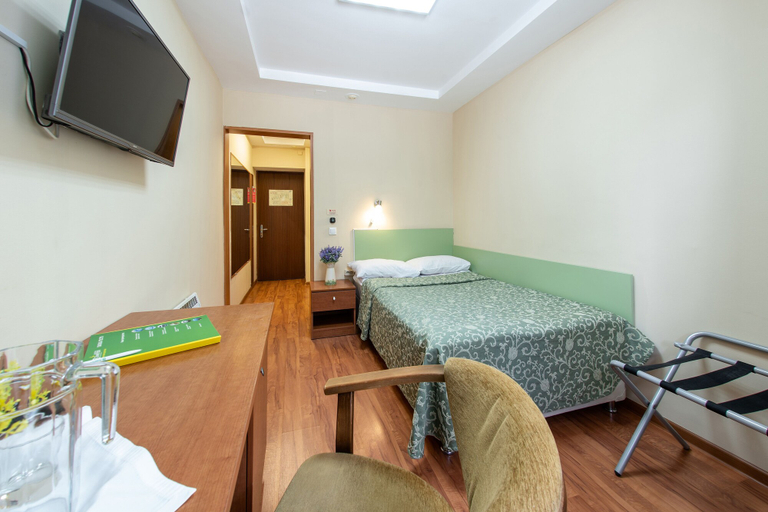 Bedroom 2, Elektra Hotel, Water body