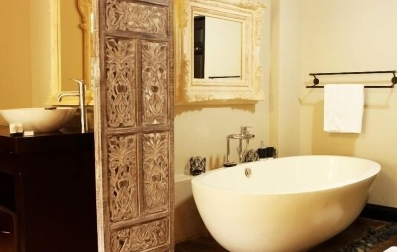 Bathroom 4, Accolades Boutique Venue, City of Johannesburg