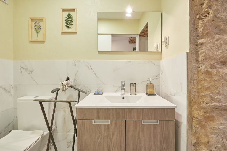 Bathroom 4, Lisbon Inn Bica Suites, Lisbon