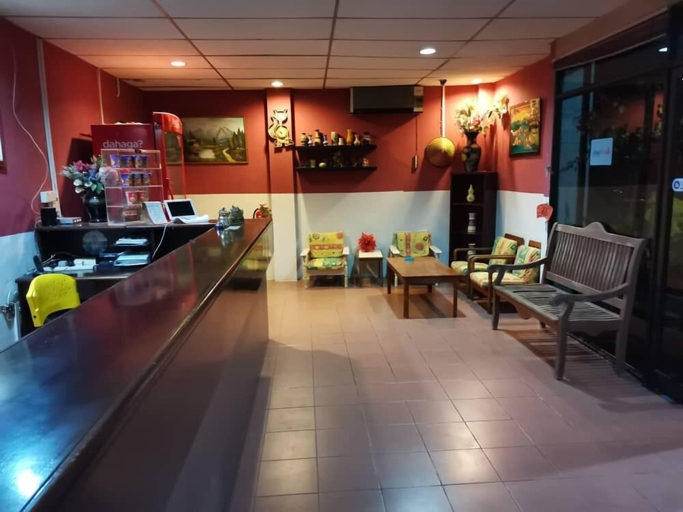 Food & Drinks, GW Furama Apartment, Kuching