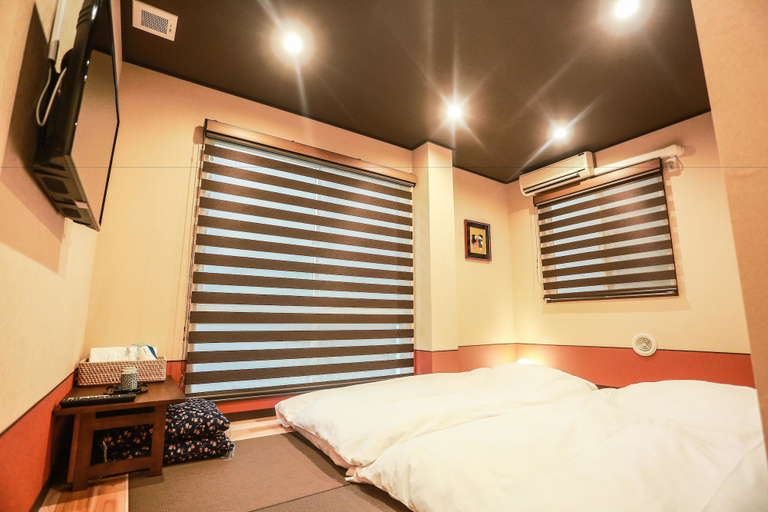 Bedroom 3, Asakusa No Yado Hanaakari, Taitō