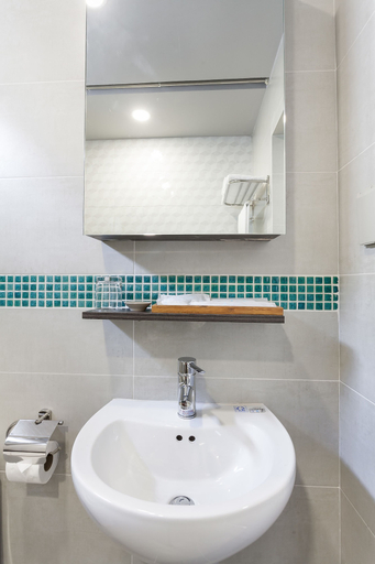 Bathroom 3, La Regatta Boutique Residences, District 3