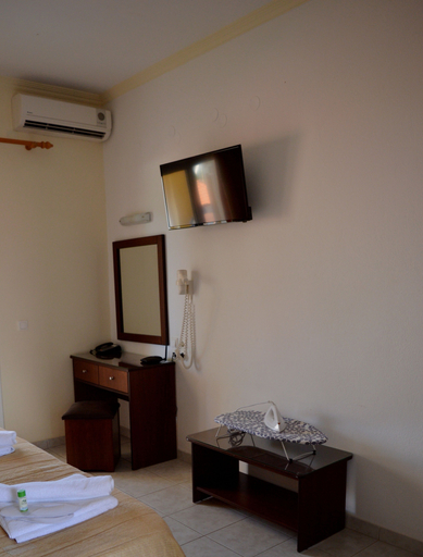 Bedroom 4, Konstantina Apartments, Ionian Islands