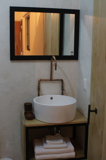 Bathroom 5, Hospedaje Donají, Del Centro